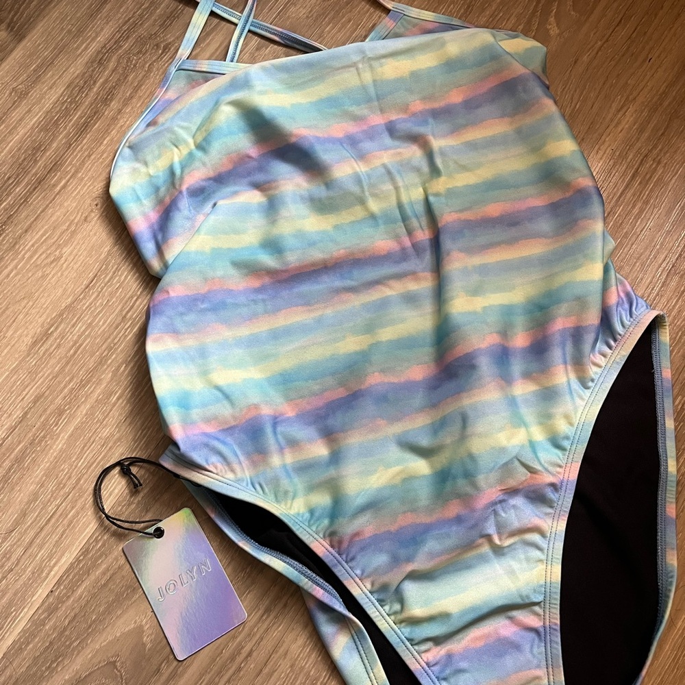 Jolyn pearl beach swimsuit size 36